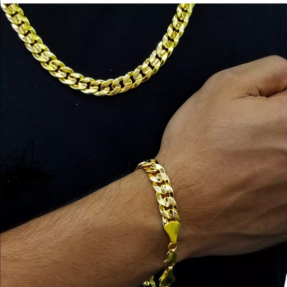 Gold chain and bracelet link matching jewelry set - Picture 2 of 5